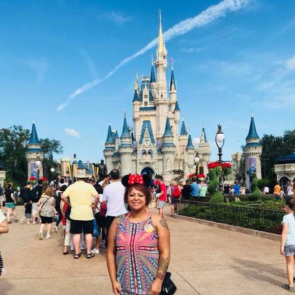 Meet your Posher, Nicole - Picture 1 of 1